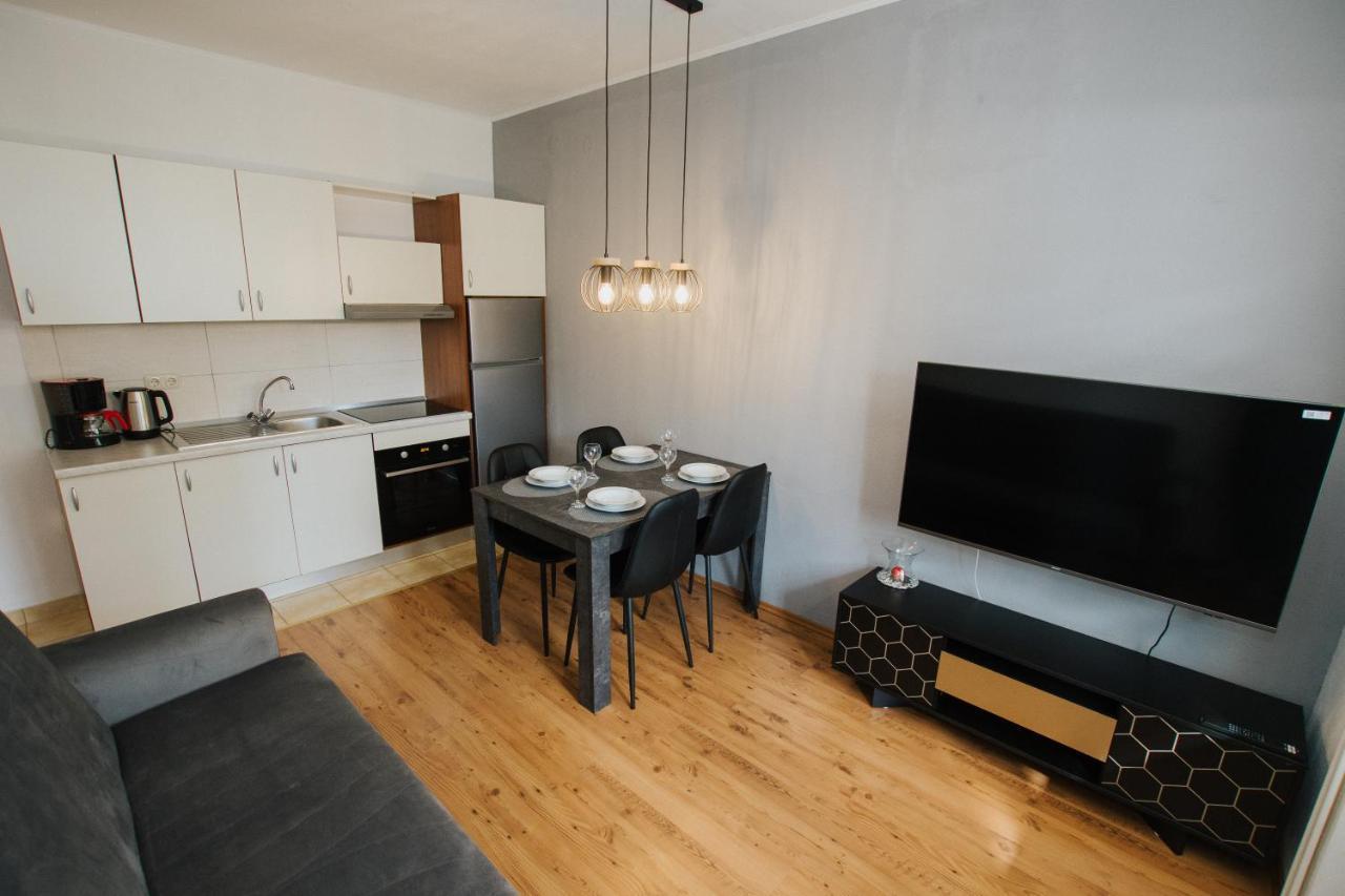 Apartment Deni Σολίν Εξωτερικό φωτογραφία